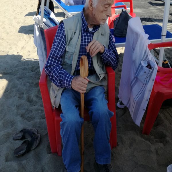 Spiaggia allo Scaletto delle Fornaci Residenza Protetta Bagnasco | Opere Sociali Servizi Savona