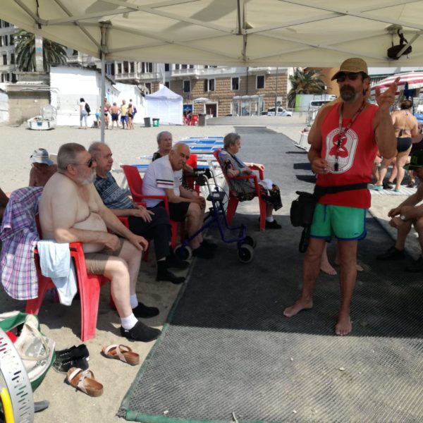 Tutti a spiaggia Residenza Protetta Marino Bagnasco - Opere Sociali Servizi Savona