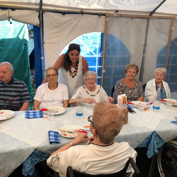 Serata in allegria Residenza Protetta Santuario - Opere Sociali Servizi Savona